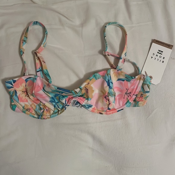 Billabong Underwire Bikini Swim Top - Picture 1 of 3